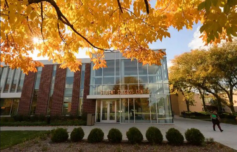 Moraine Valley Community College, Palos Hills, Illinois, United States